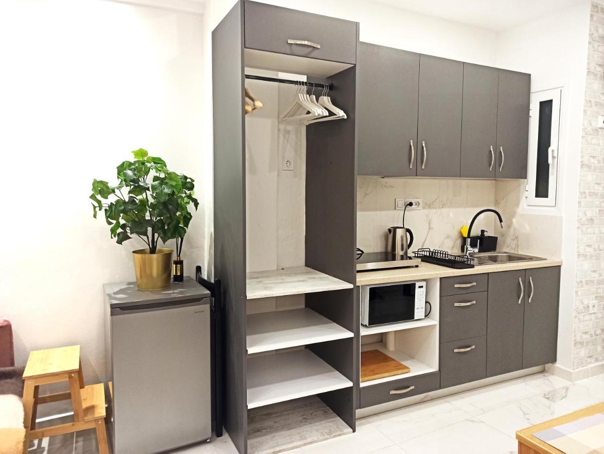 Mikalis Studio Athena Bagian luar foto